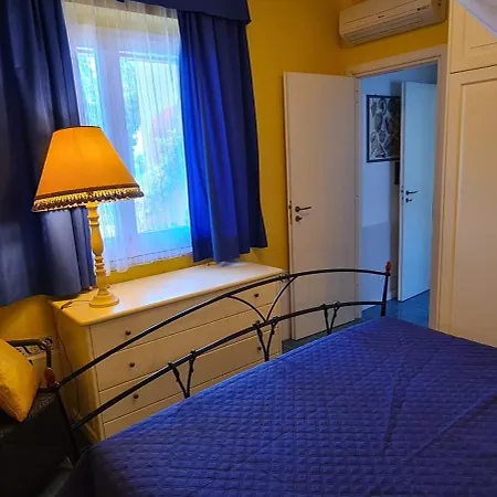 Sunset House A Holiday home Zambrone