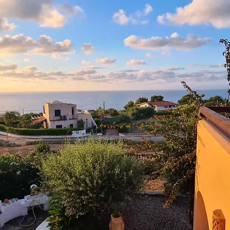 Sunset House A Holiday home Zambrone